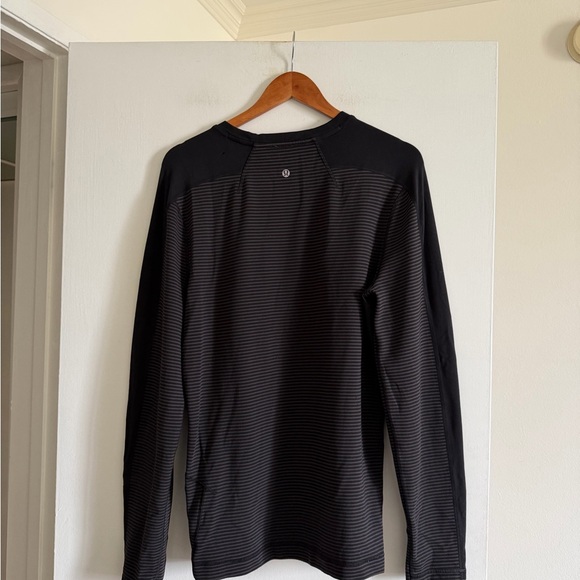 Lululemon Athletica Men’s Hyper Stripe Black Velocity Long Sleeve Top size L - Picture 11 of 13